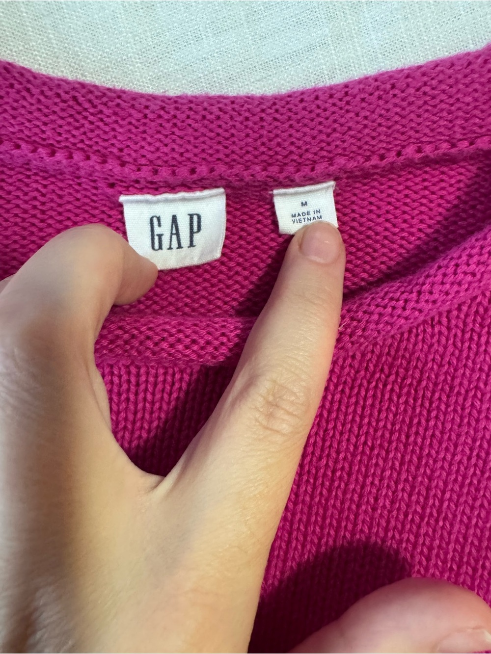 GAP Women's Crewneck Sweater in Fuchsia - Picture 3 of 5